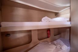 Oceanis 40.1 in Salerno / Marina d'Arechi thumbnail 7