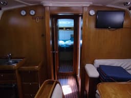Bavaria 46 Cruiser in Lefkada / Port of Lefkas thumbnail 7
