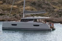 Astréa 42 in Fethiye / Yacht Classic Hotel thumbnail 10