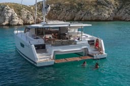 Astréa 42 in Fethiye / Yacht Classic Hotel thumbnail 17