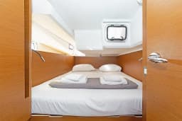Sun Odyssey 440 in Athens / Alimos Marina thumbnail 9