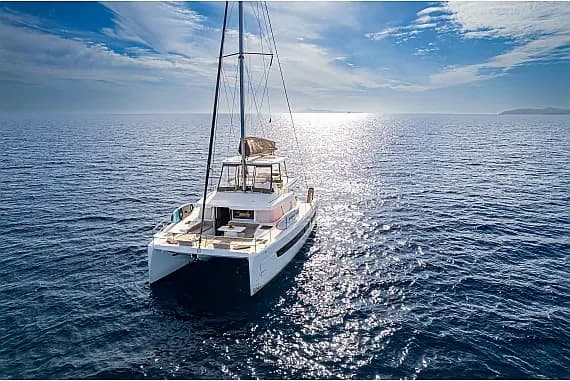 Bali 4.6 in Lavrion / Olympic Marina - image 1