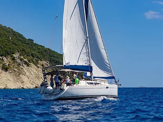 Sun Odyssey 36 in Lefkada / Nikiana Marina - Photo 1