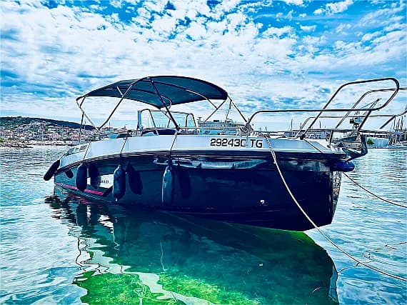 Arrow Abaris 23 in Trogir City Port - Photo 1