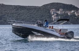 Arrow Abaris 23 in Trogir City Port thumbnail 21