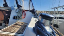 Oceanis 37 in Saint-Quay-Portrieux / Port d'Armor thumbnail 8