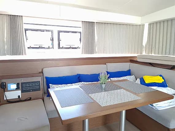 Lagoon 40 in Trogir / ACI Marina Trogir - Photo 3