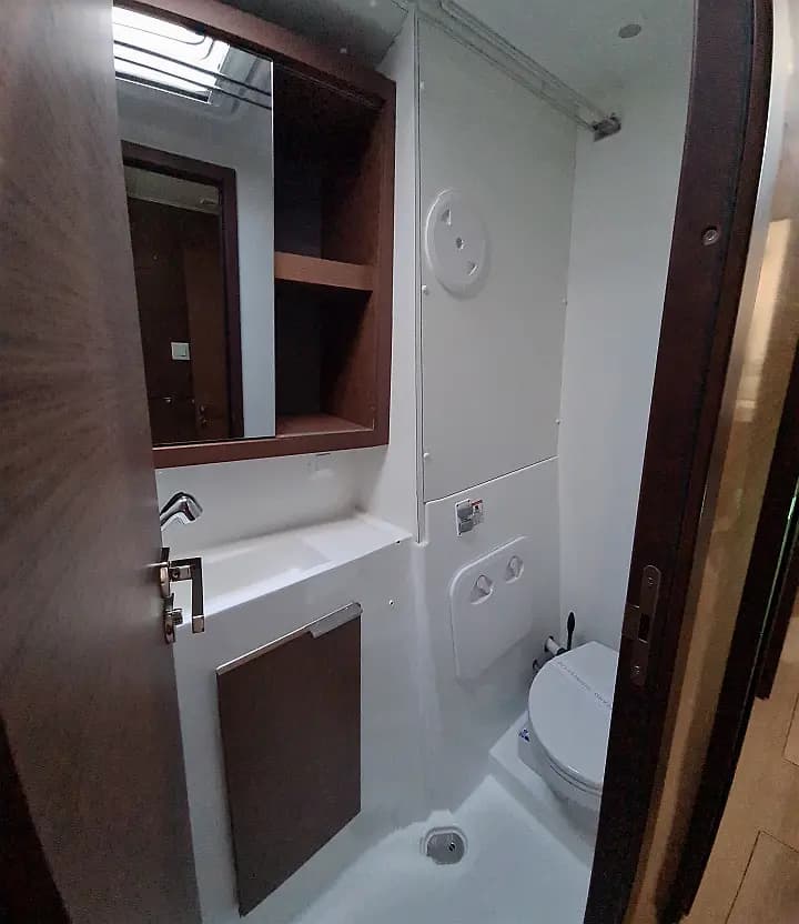 Lagoon 40 in Trogir / ACI Marina Trogir - Photo 4