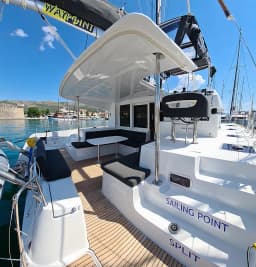 Lagoon 40 in Trogir / ACI Marina Trogir thumbnail 8