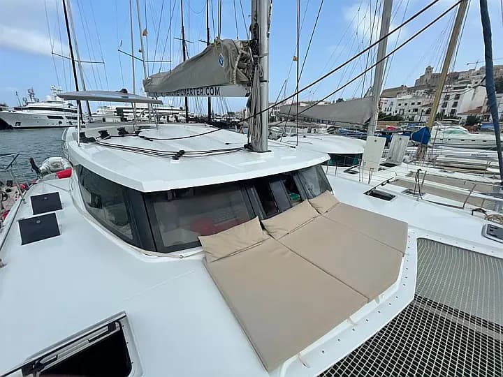 Lucia 40 in Ibiza / Marina Port Ibiza - Photo 5