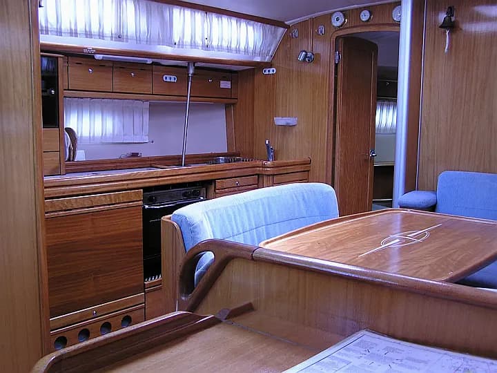 Bavaria 40 Cruiser in Lefkada / Port of Lefkas - Photo 4