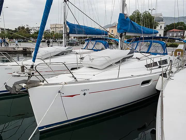 Sun Odyssey 36i in Volos / Port of Volos - Photo 4