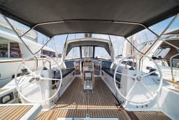 Oceanis 41.1 in Lefkada / D-Marin Marina Lefkas thumbnail 7