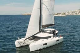 Lagoon 42 in Paros port thumbnail 19