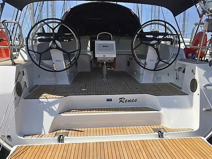 Bavaria Cruiser 46 in Skiathos - Photo 1