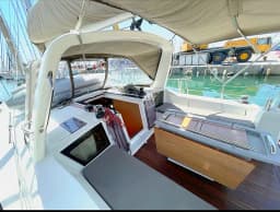 Oceanis 41.1 in Lefkada / Marina Perigiali thumbnail 12