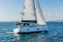 Dufour 430 in Skradin / ACI Marina Skradin thumbnail 7