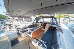 Dufour 430 in Skradin / ACI Marina Skradin thumbnail 9