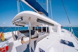 Lagoon 450 Fly in Zanzibar / Azam Marina thumbnail 12