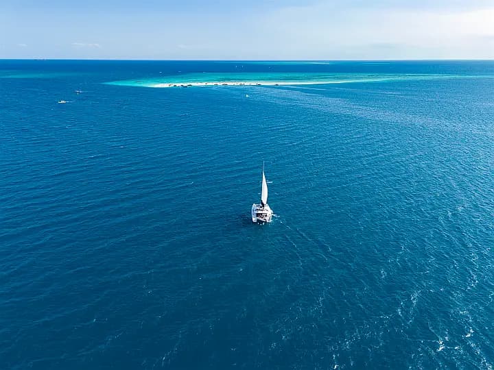 Lagoon 450 Fly in Zanzibar / Azam Marina - Photo 5