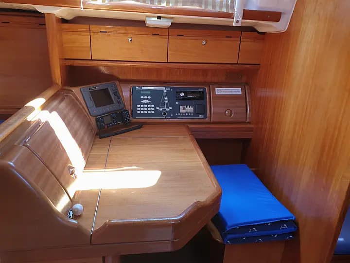 Bavaria Cruiser 46 in Primošten / Marina Kremik - Photo 4