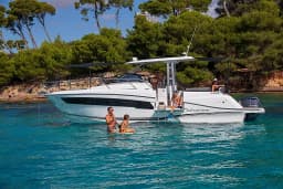 Cap Camarat 10.5 WA in Zadar / Marina Zadar thumbnail 6