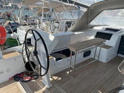 Hanse 508 in Lefkada / Port of Lefkas thumbnail 11
