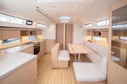 Oceanis 46.1 in Sicily / Furnari / Marina Portorosa thumbnail 6