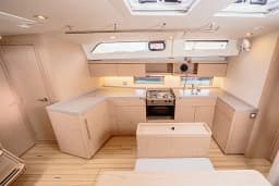 Oceanis 46.1 in Sicily / Furnari / Marina Portorosa thumbnail 8