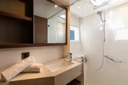 Lagoon 46 in Sicily / Furnari / Marina Portorosa thumbnail 5