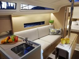 Oceanis 30.1 in Pomer / ACI Marina Pomer thumbnail 2