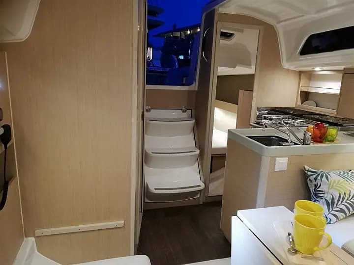Oceanis 30.1 in Pomer / ACI Marina Pomer - Photo 4