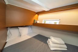 Sun Odyssey 490 in Athens / Alimos Marina thumbnail 8