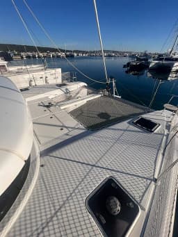 Lagoon 42 in Sukošan / D-Marin Dalmacija Marina thumbnail 15