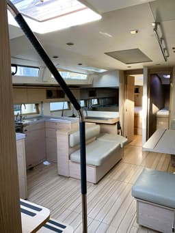 Oceanis 51.1 in Mallorca / Cala D`Or / Cala D'Or thumbnail 10