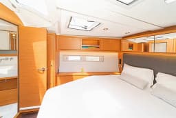 Dufour 530 in Athens / Alimos Marina thumbnail 8