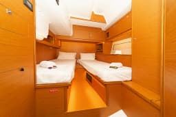 Dufour 530 in Athens / Alimos Marina thumbnail 9