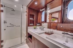 Luxury Motor Yacht in El Gouna - Hurghada / Abu Tig Marina thumbnail 18