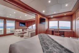 Luxury Motor Yacht in El Gouna - Hurghada / Abu Tig Marina thumbnail 8