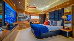 Motoryacht in Split / Port of Split / West Harbour thumbnail 27