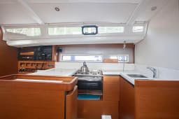 Sun Odyssey 440 in Orhaniye / Marti Marina thumbnail 8