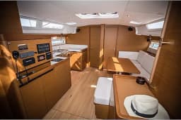 Sun Odyssey 490 in Lavrion Main Port thumbnail 2