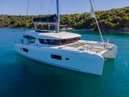 Lagoon 42 in Kaštel Gomilica / Marina Kaštela thumbnail 29