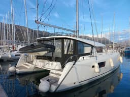 Lagoon 42 in Kaštel Gomilica / Marina Kaštela thumbnail 5