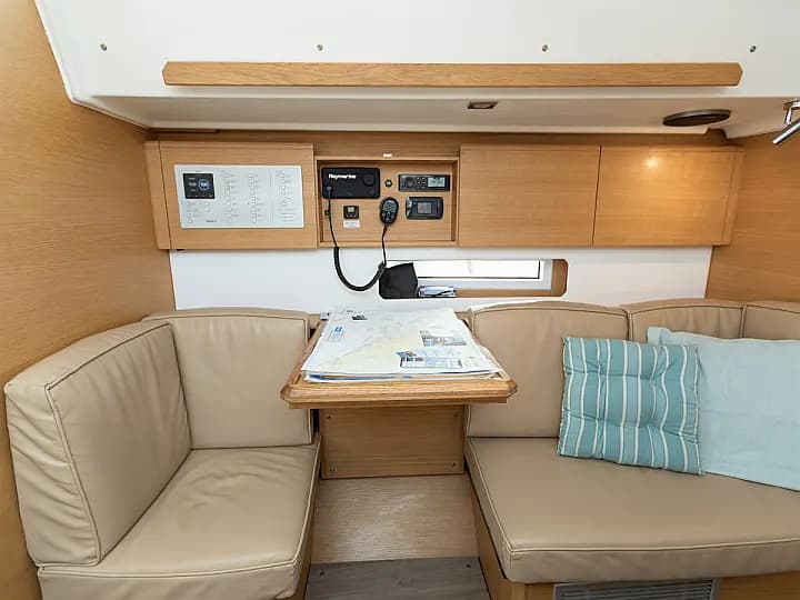 Elan E5 in Primošten / Marina Kremik - Photo 4