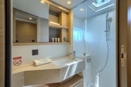 Lagoon 46 in Kaštel Gomilica / Marina Kaštela thumbnail 21