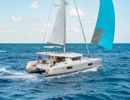 Lagoon 42 in Santorini / Vlichada port thumbnail 12