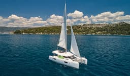 Lagoon 42 in Kaštel Gomilica / Marina Kaštela thumbnail 7