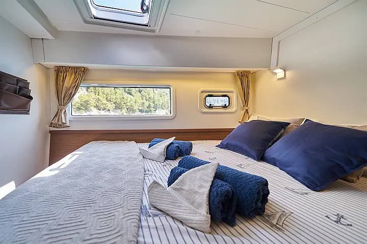 Lagoon 42 in Kaštel Gomilica / Marina Kaštela - Photo 2