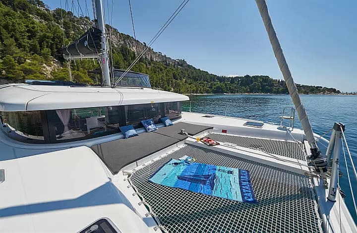 Lagoon 42 in Kaštel Gomilica / Marina Kaštela - Photo 4